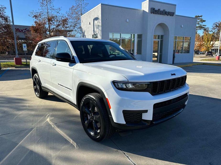 new 2025 Jeep Grand Cherokee L car