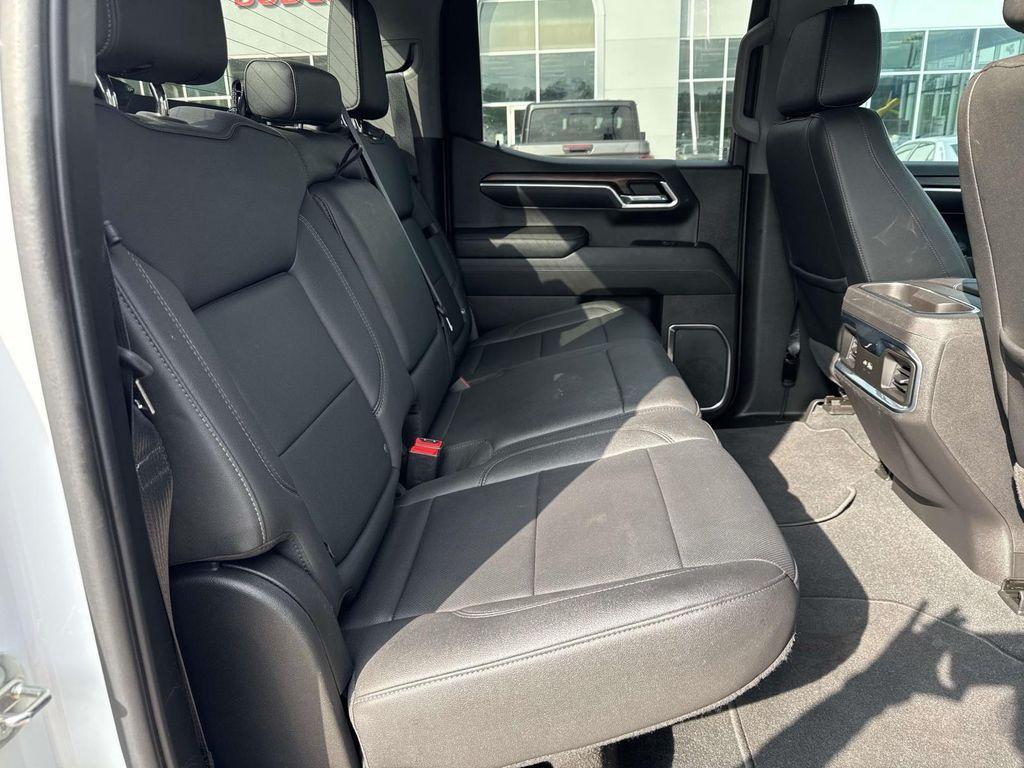used 2022 GMC Sierra 1500 car, priced at $42,945