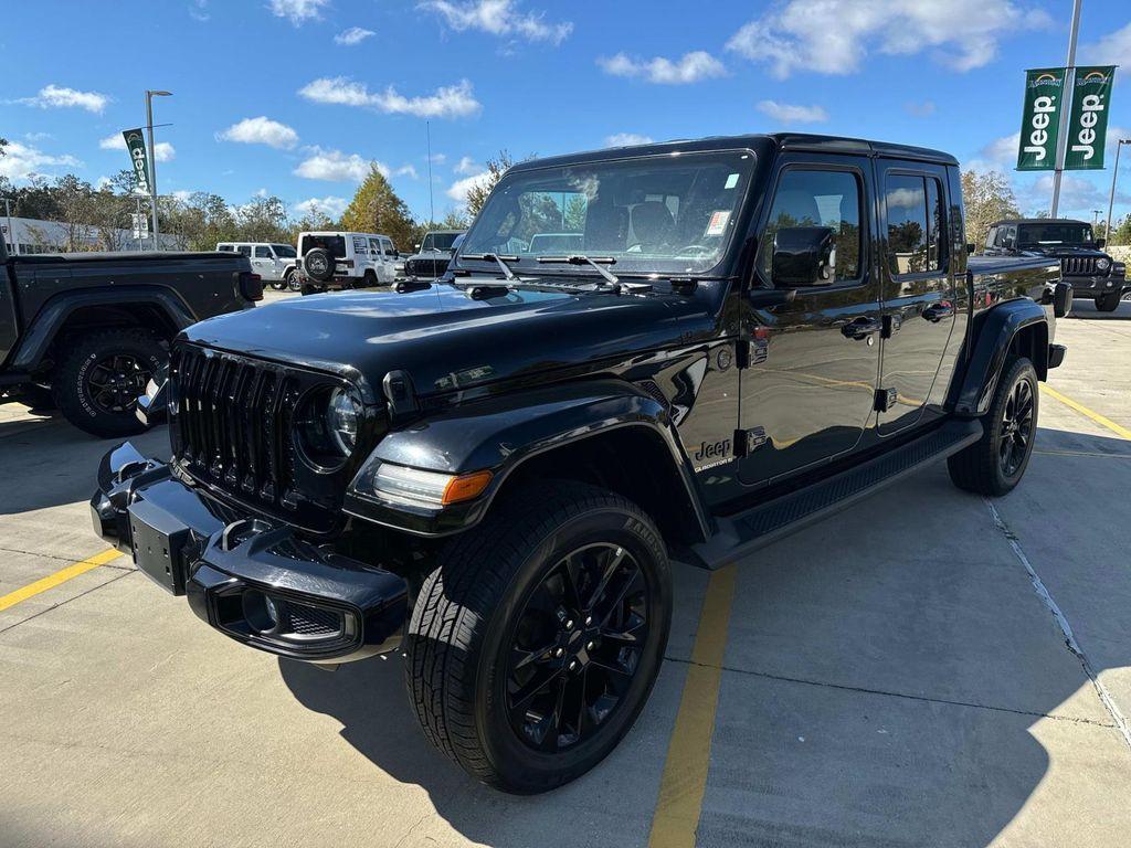 used 2023 Jeep Gladiator car, priced at $36,001