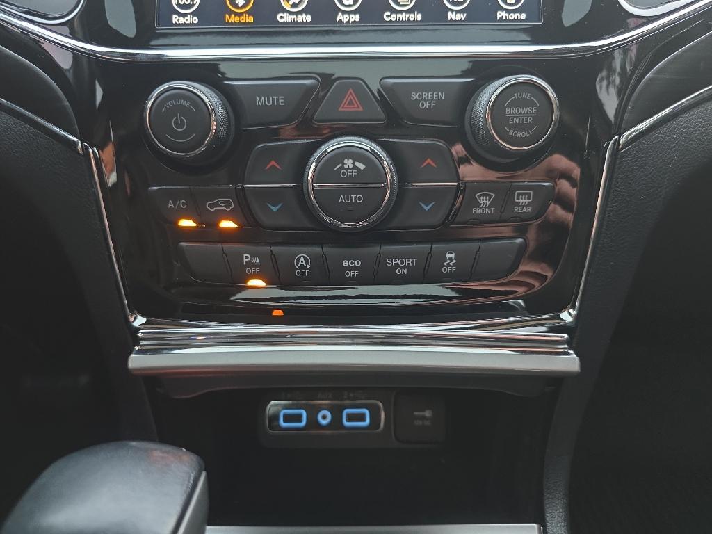 used 2019 Jeep Grand Cherokee car, priced at $17,995
