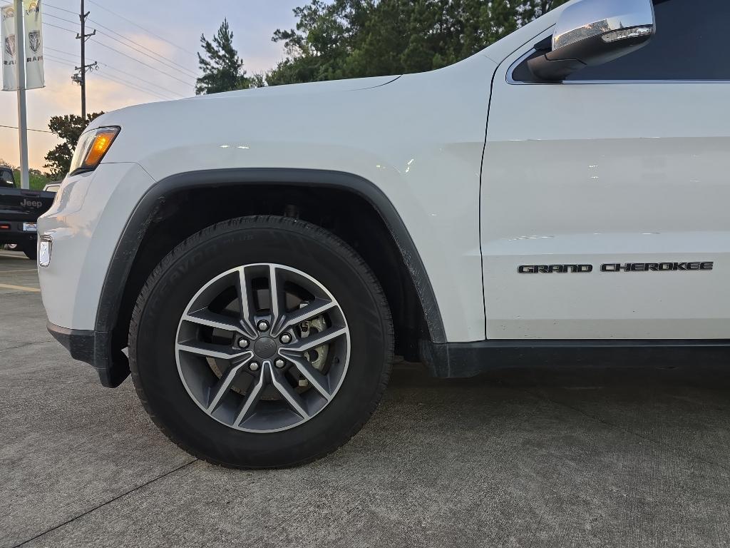 used 2019 Jeep Grand Cherokee car, priced at $17,995