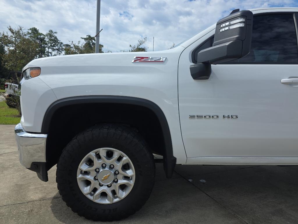 used 2023 Chevrolet Silverado 2500 car, priced at $48,595