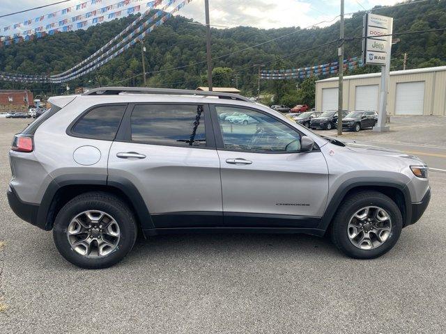 used 2019 Jeep Cherokee car