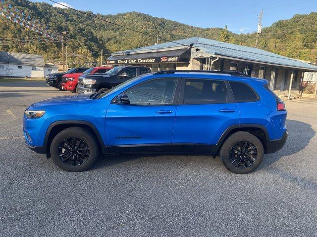 used 2023 Jeep Cherokee car