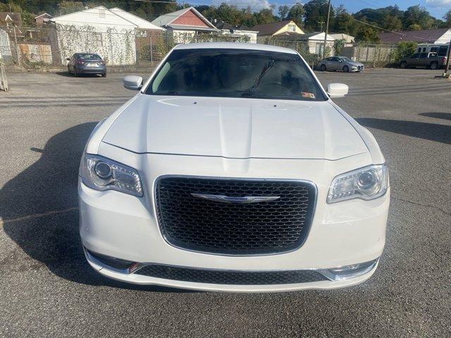 used 2015 Chrysler 300 car