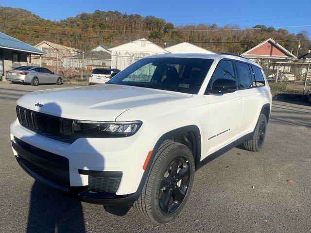 new 2025 Jeep Grand Cherokee L car, priced at $46,522