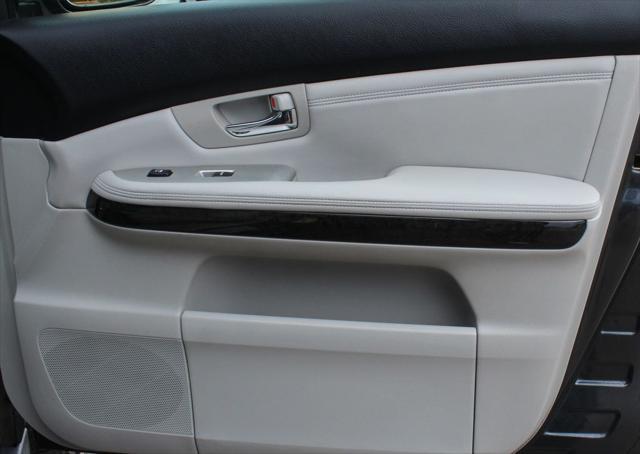 used 2005 Lexus RX 330 car, priced at $7,990