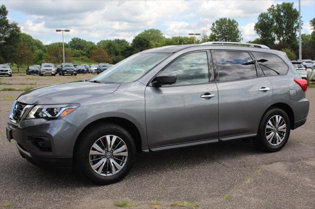 used 2020 Nissan Pathfinder car, priced at $22,998