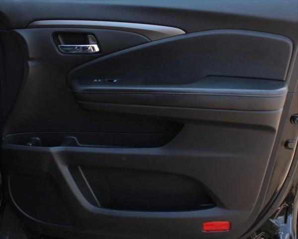 used 2019 Honda Pilot car, priced at $25,970