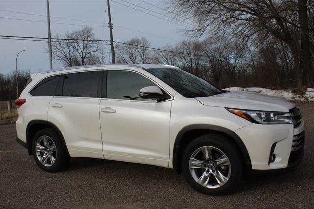 used 2017 Toyota Highlander car, priced at $23,977