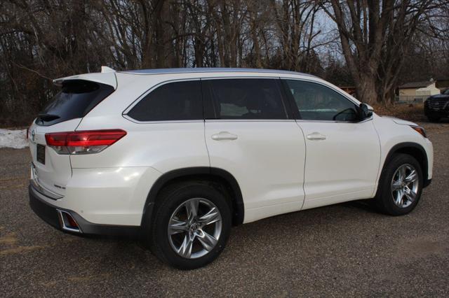 used 2017 Toyota Highlander car, priced at $23,977