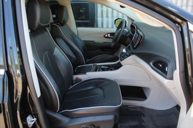 used 2022 Chrysler Pacifica car, priced at $25,970