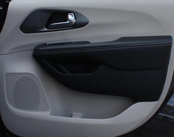 used 2022 Chrysler Pacifica car, priced at $29,998