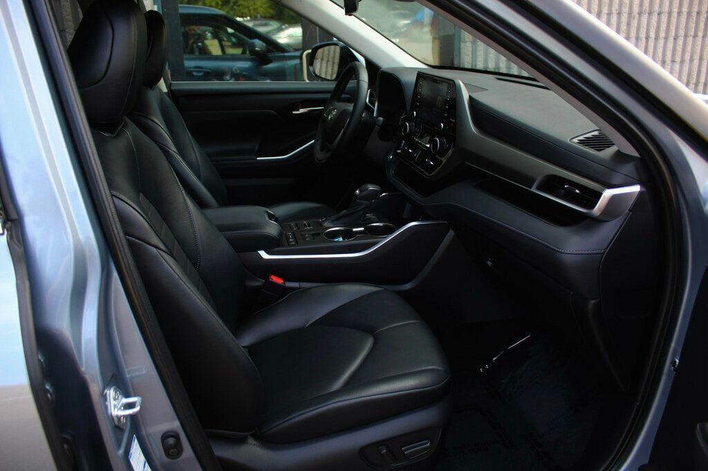 used 2022 Toyota Highlander car, priced at $33,998
