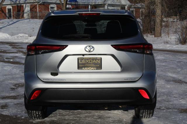 used 2021 Toyota Highlander car, priced at $26,998