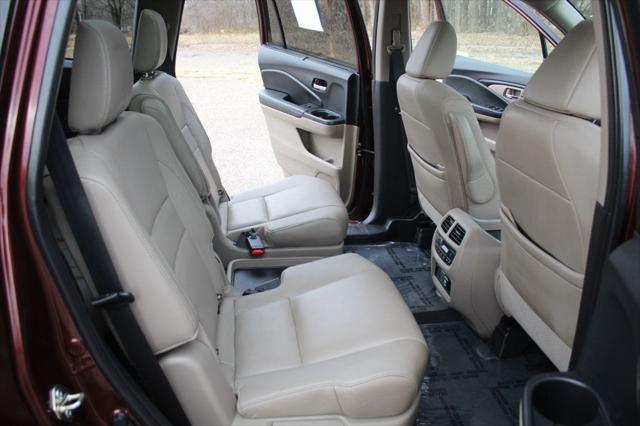 used 2020 Honda Pilot car, priced at $23,950