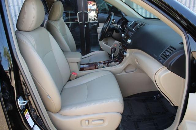 used 2012 Toyota Highlander car, priced at $11,998
