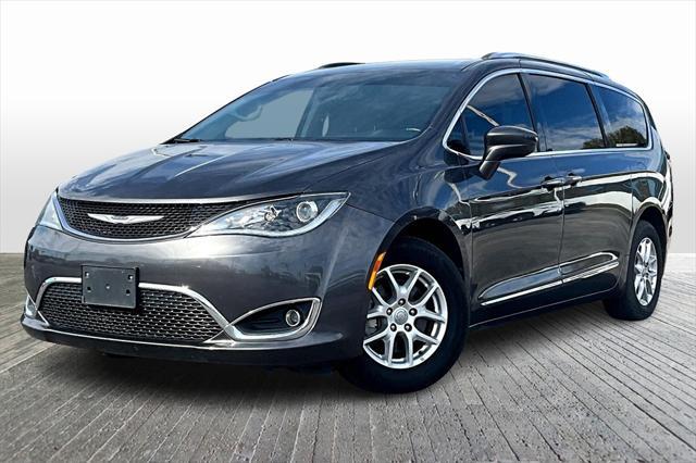 used 2020 Chrysler Pacifica car, priced at $11,999