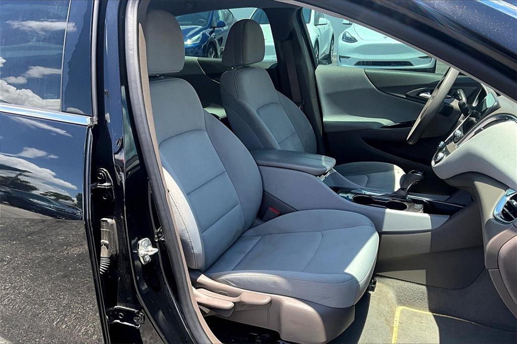 used 2020 Chevrolet Malibu car, priced at $13,074