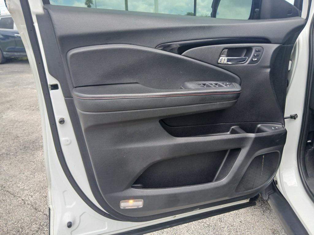 used 2022 Honda Pilot car, priced at $32,669