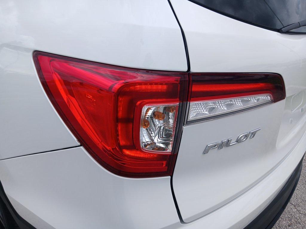 used 2022 Honda Pilot car, priced at $32,669