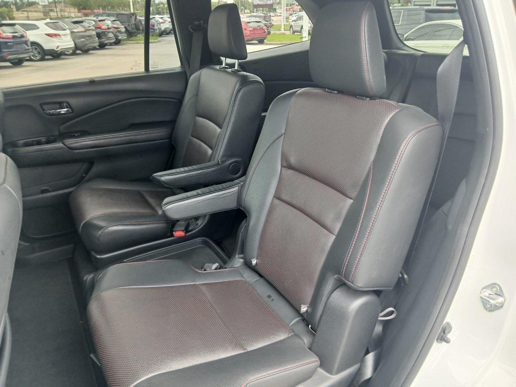 used 2022 Honda Pilot car, priced at $32,669