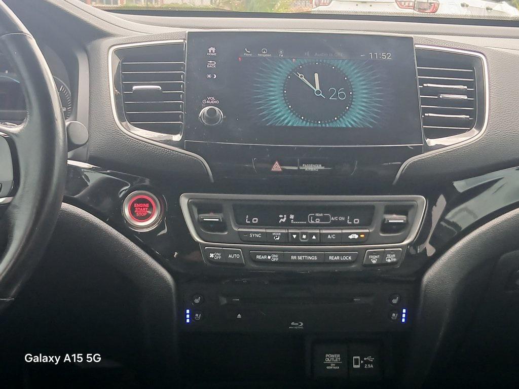 used 2022 Honda Pilot car, priced at $32,669