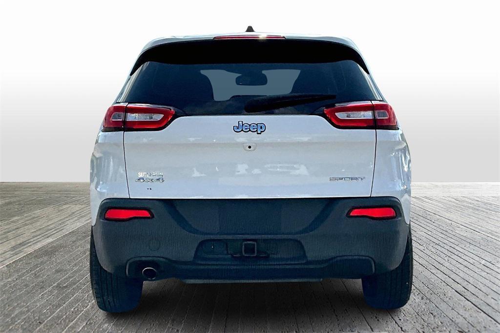 used 2016 Jeep Cherokee car, priced at $11,170