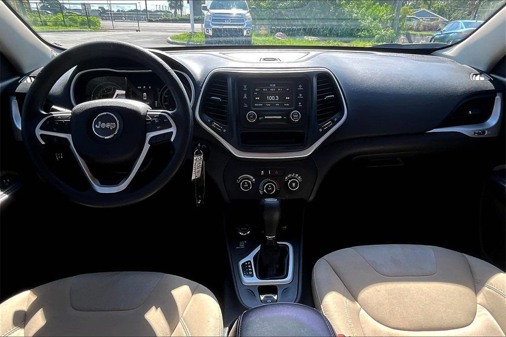 used 2016 Jeep Cherokee car, priced at $11,170