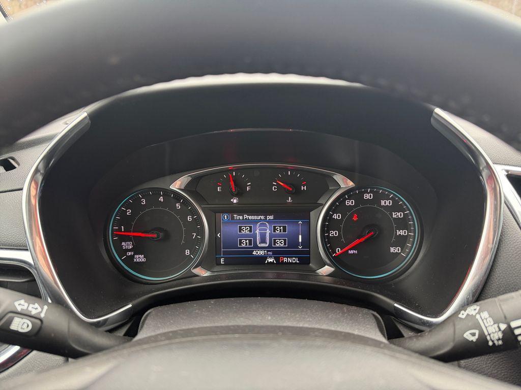 used 2021 Chevrolet Equinox car, priced at $19,991