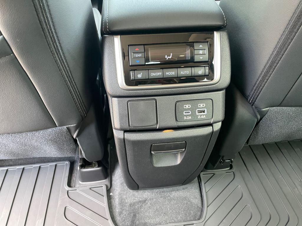 new 2025 Subaru Ascent car, priced at $46,102