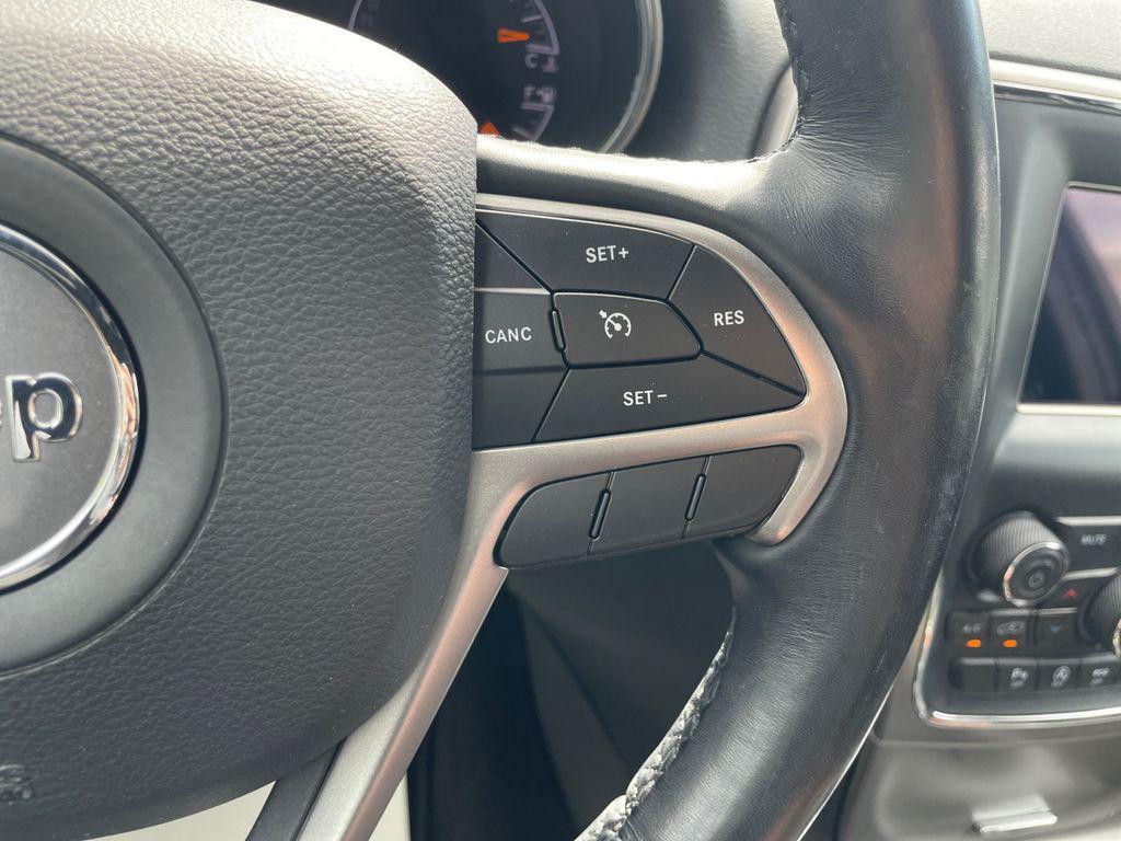 used 2021 Jeep Grand Cherokee car, priced at $22,190