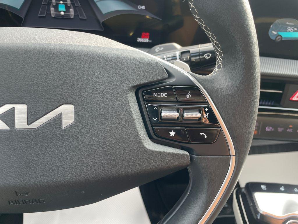 used 2022 Kia EV6 car, priced at $25,100