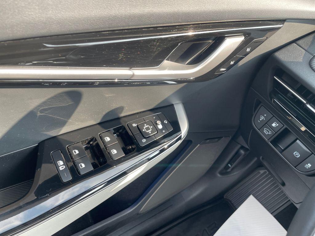 used 2022 Kia EV6 car, priced at $25,100