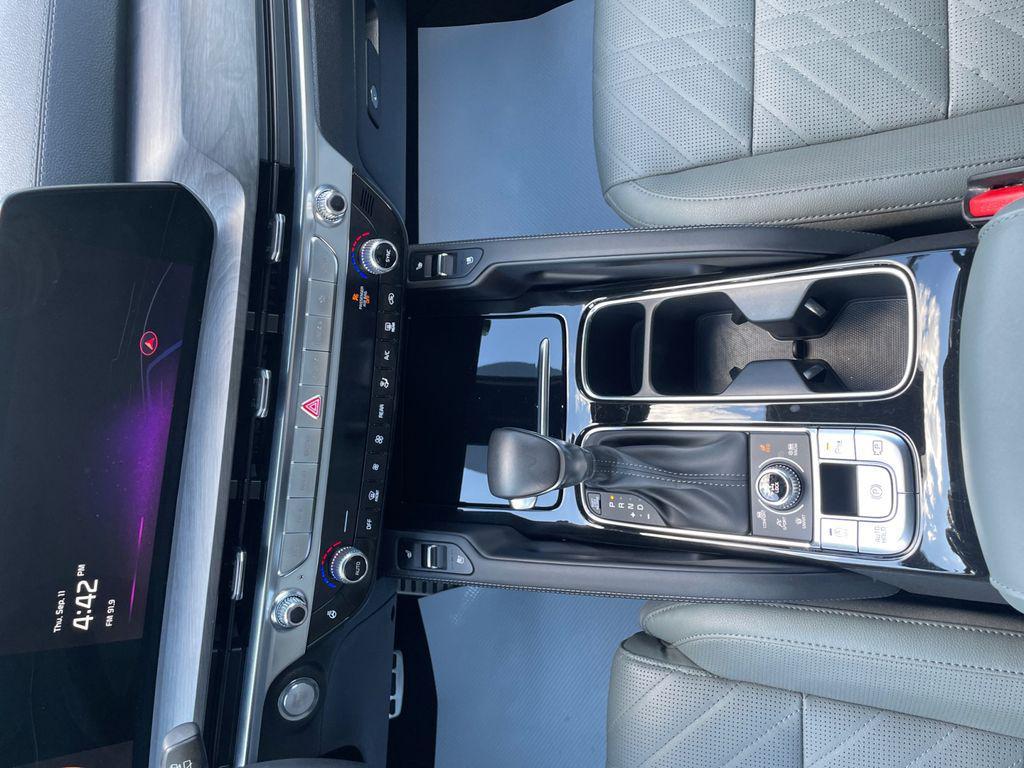 used 2024 Kia Telluride car, priced at $42,484