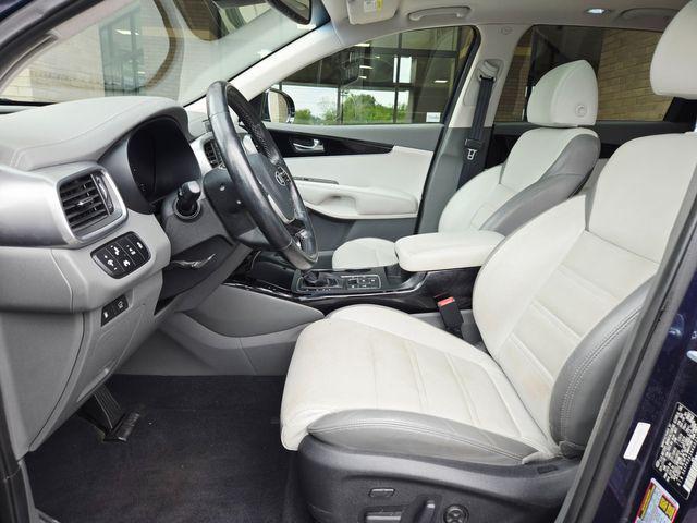used 2019 Kia Sorento car, priced at $17,920
