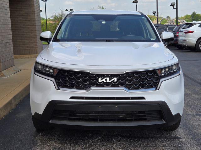 used 2022 Kia Sorento car, priced at $22,920