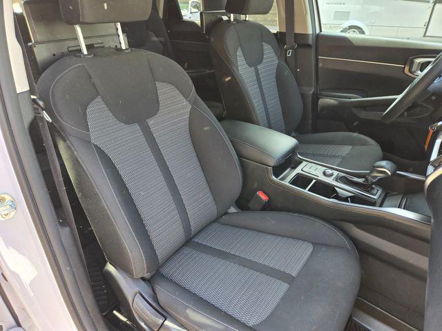 used 2022 Kia Sorento car, priced at $22,920