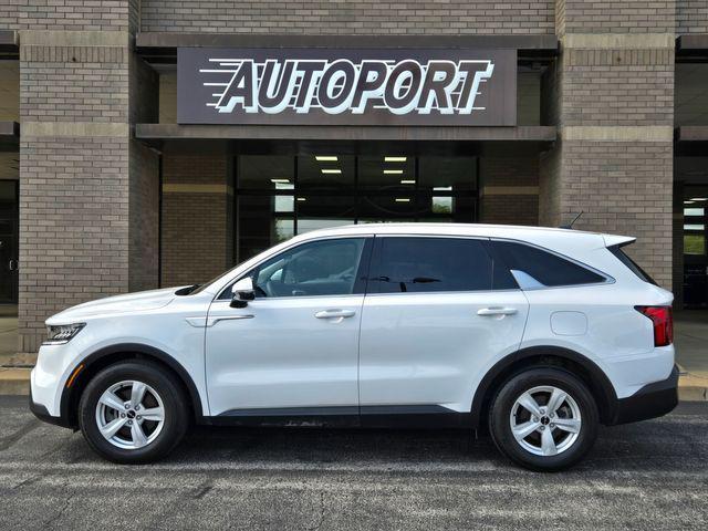 used 2022 Kia Sorento car, priced at $22,920
