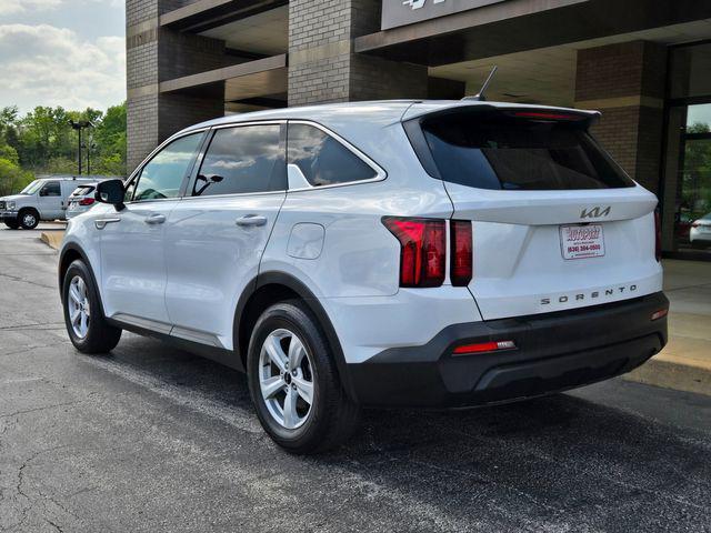 used 2022 Kia Sorento car, priced at $22,920