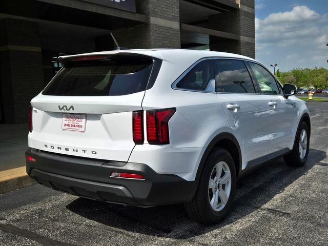 used 2022 Kia Sorento car, priced at $22,920