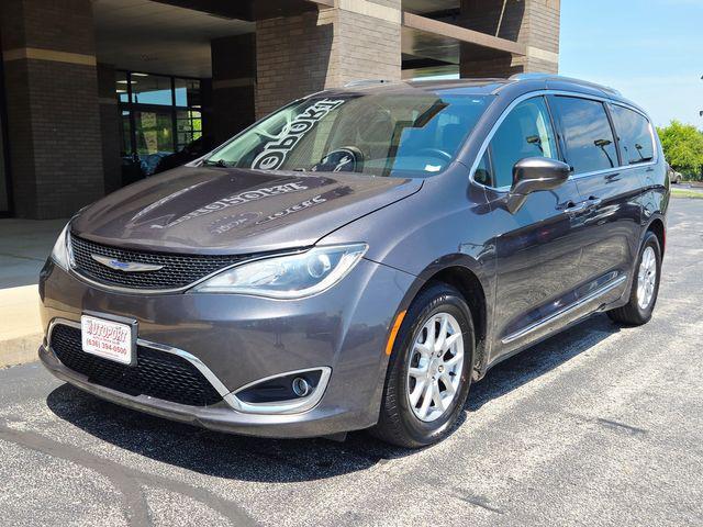 used 2020 Chrysler Pacifica car, priced at $16,920