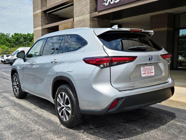 used 2022 Toyota Highlander Hybrid car, priced at $42,820
