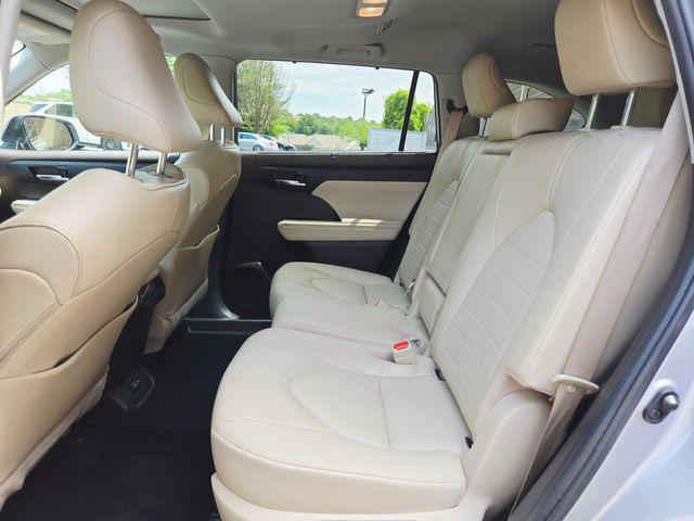 used 2022 Toyota Highlander Hybrid car, priced at $42,820