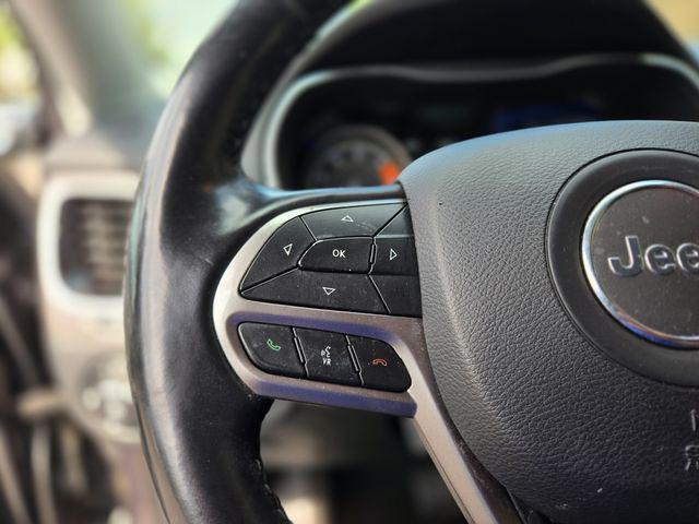 used 2019 Jeep Cherokee car, priced at $18,920