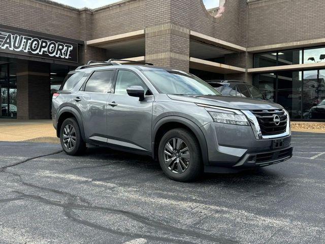 used 2022 Nissan Pathfinder car, priced at $26,999