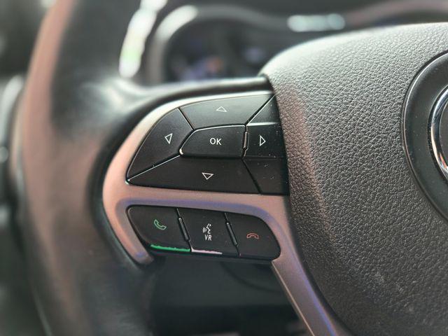 used 2018 Jeep Grand Cherokee car, priced at $17,820