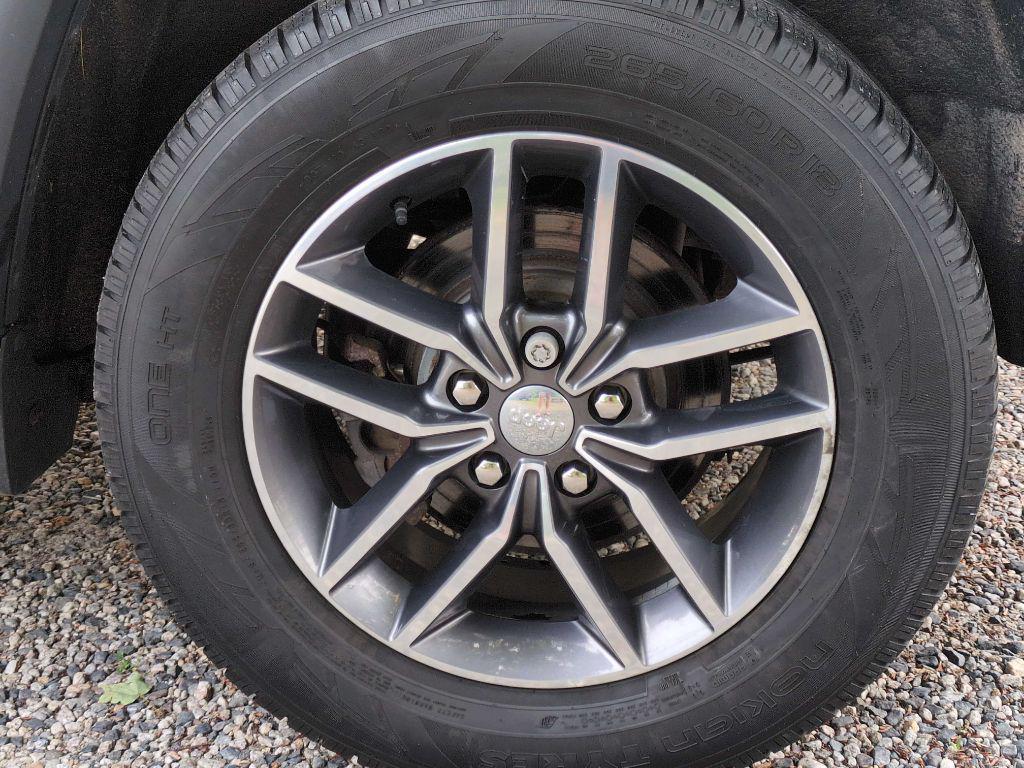 used 2018 Jeep Grand Cherokee car, priced at $19,975