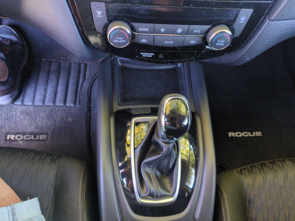 used 2017 Nissan Rogue car, priced at $15,775