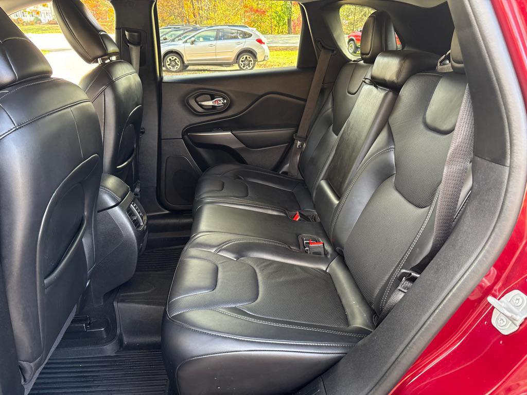 used 2020 Jeep Cherokee car, priced at $18,975